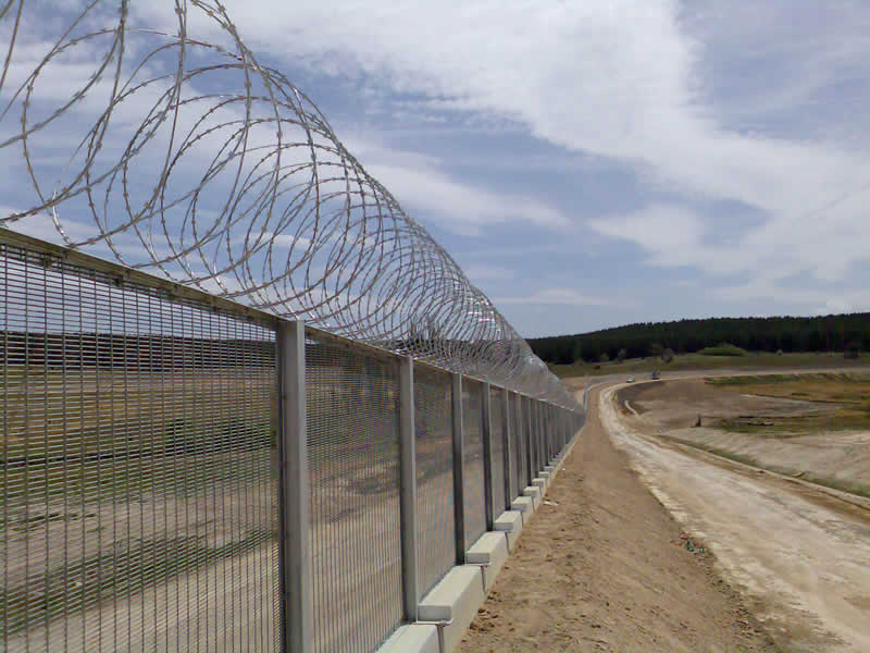 Airport Concertina Wire Barrier