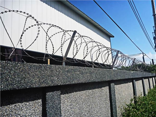 Spiral Razor Wire Used In Military Installations, Prisons, Border Security